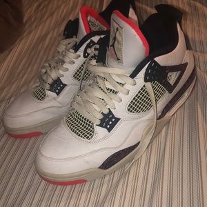 AIR JORDAN 4 RETRO GS 'PALE CITRON’